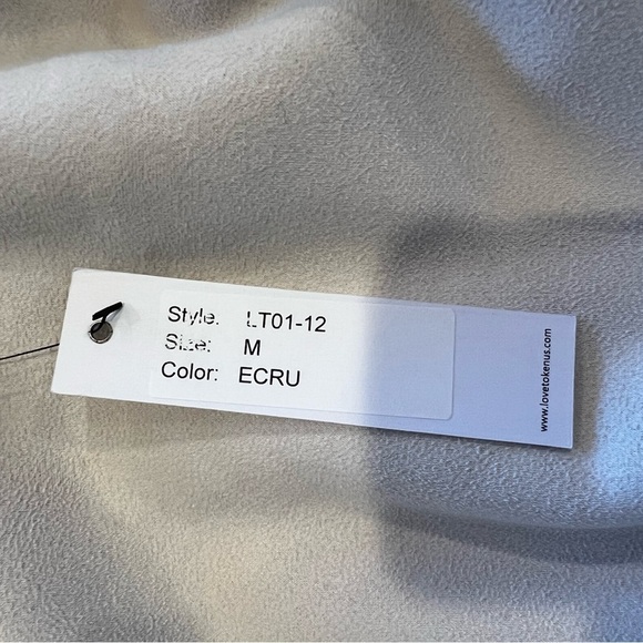 NWT- Love Token Bentley Faux Fur Jacket - Picture 9 of 11